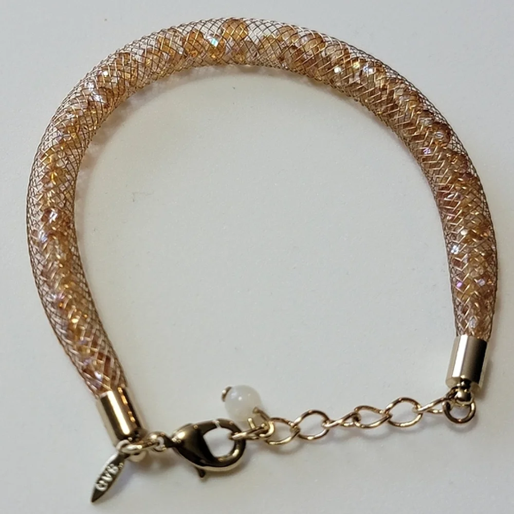 Wishing Dust Sparkle Bracelet Goldtone 2015 Avon SAQ Signed Braided Wire